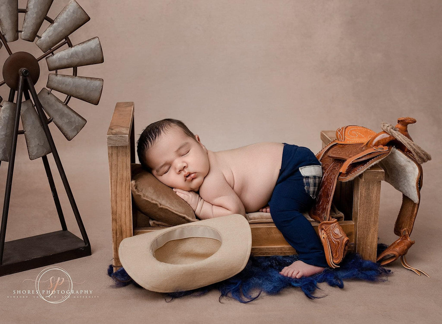 Newborn Cowboy / Saddle / chaps