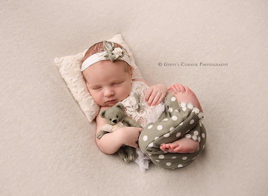 Polkadot Pants and lace top