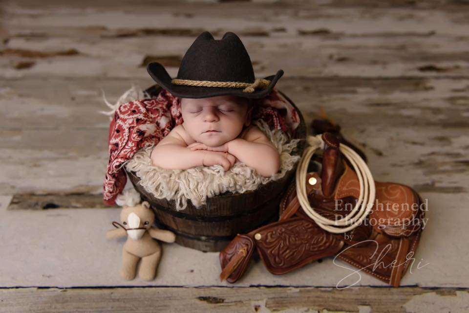 Newborn Cowboy / Saddle / chaps