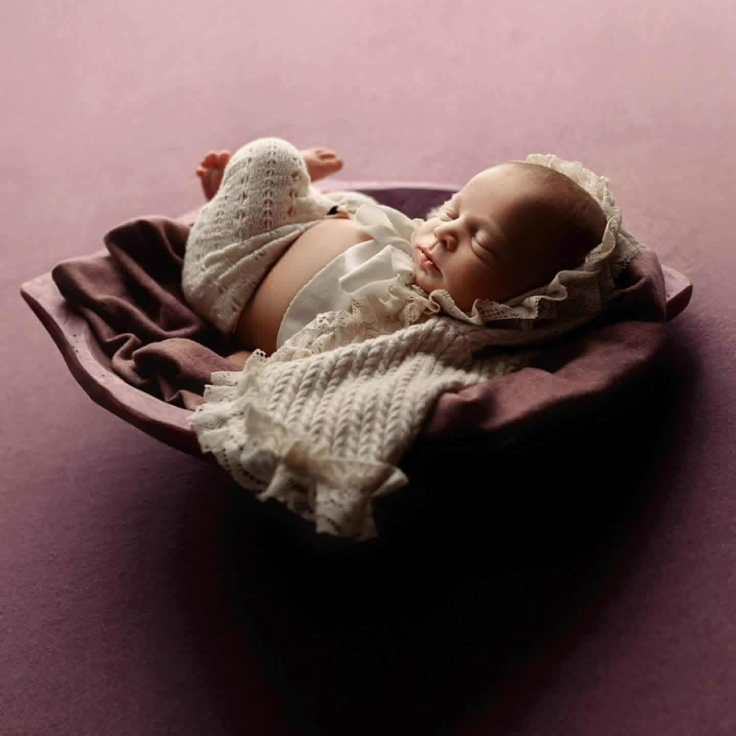 Newborn caplet, bump and leggings |Newborn photo prop