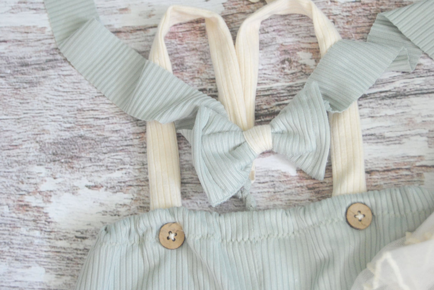 Triplets, Boys and Girls 6-12 month Party Hats, Suspenders w/ Bow Tie, and Ruffled Dress, Ice Cream Themed Photos, Summer Cake Smash.