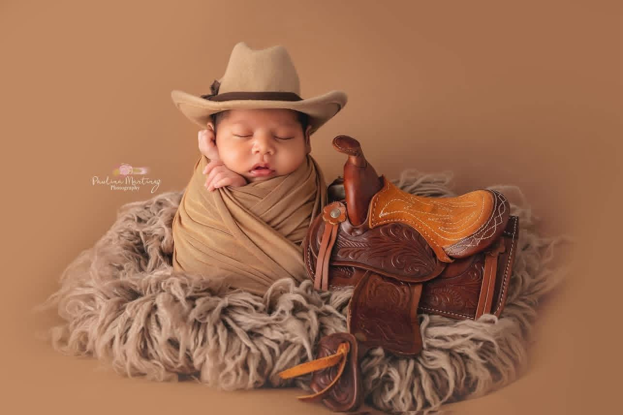 Saddles handmade, genuine, leather newborn size