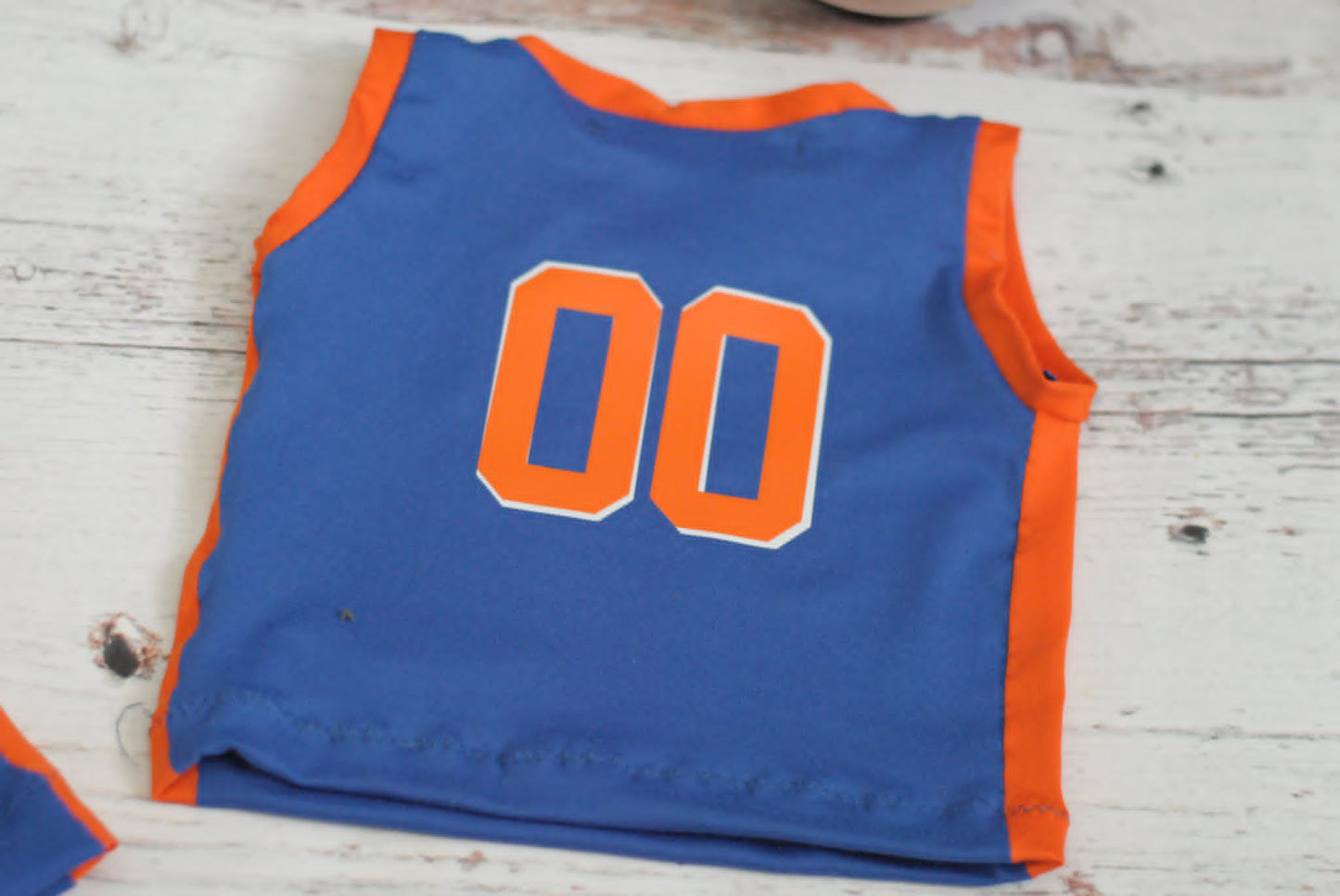 Newborn Basket Ball Outfit, Sweatband, reversible Knotted Bow, New York Nicks Photo Prop