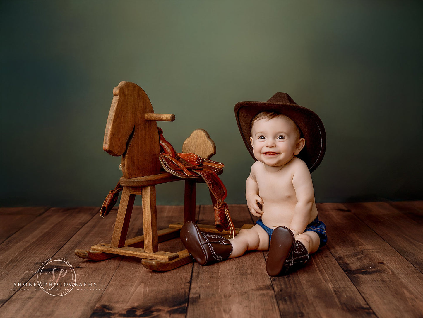 Newborn Cowboy / Saddle / chaps