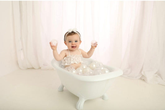 6-12 Month Lace Ruffled Top w/ panties and Bow