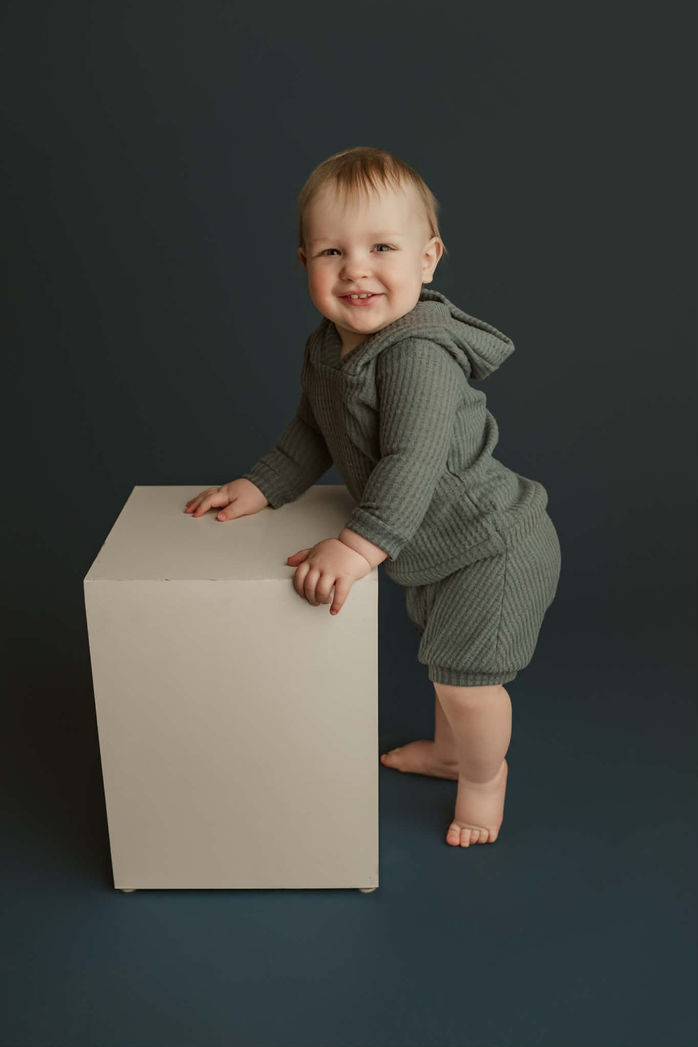 Sitter 2 pc outfit, gender neutral, waffle knit, photo prop.