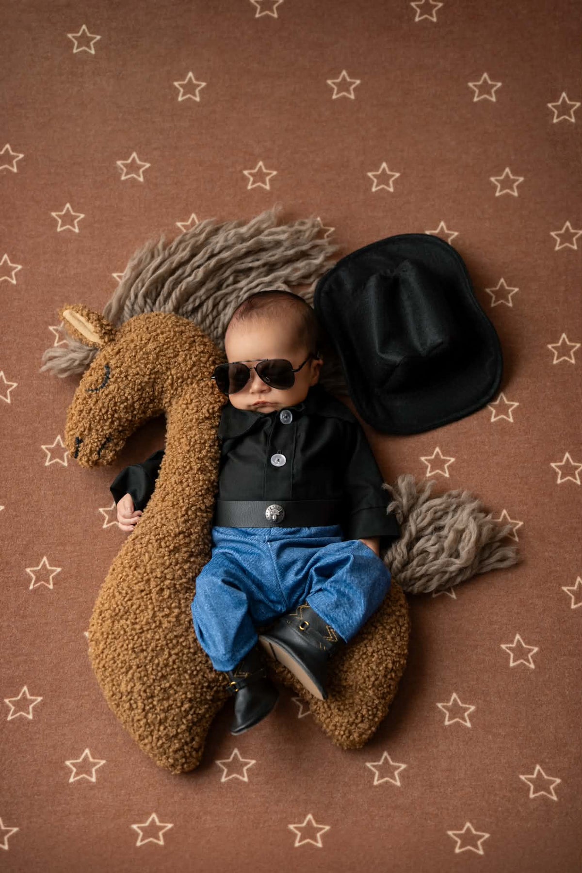 Newborn Cowboy, Dutton Ranch, Rip Outfit, Cowboy Hat, Photo Prop