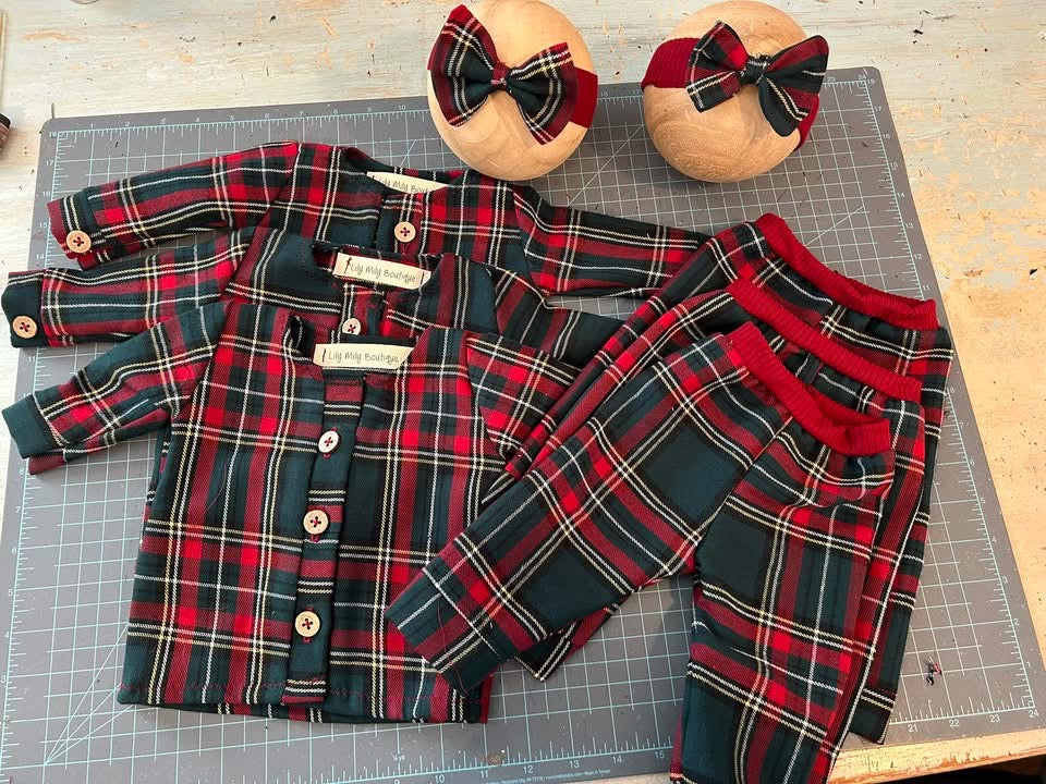 Christmas Pjs and Gown, Newborn, Tartan Plaid, Matching Bonnet, Lace Trim Collar, Photo Prop