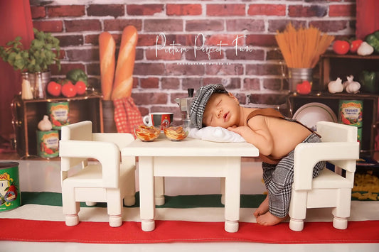 Table and chairs newborn