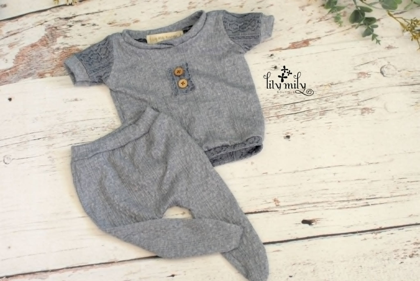 Newborn Textured Footed 2 Pc set