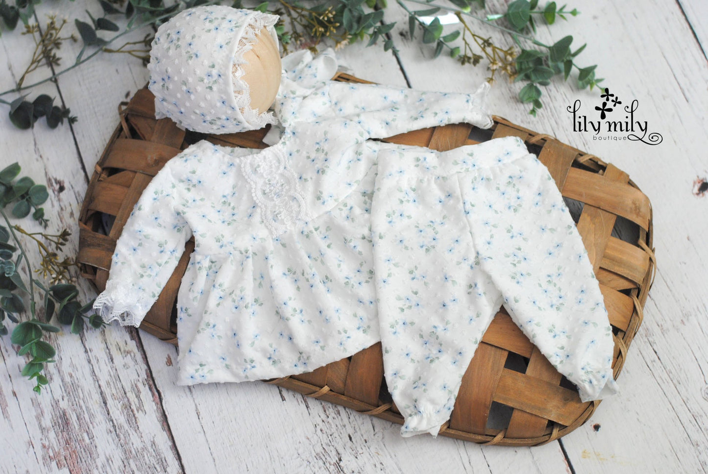 Newborn Pajamas, Swiss dots, White and Blue Floral, Going Home Outfit, First Photo Session.